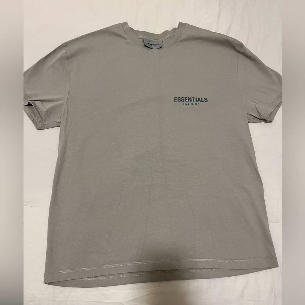 Fear of God Essentials tee shirt